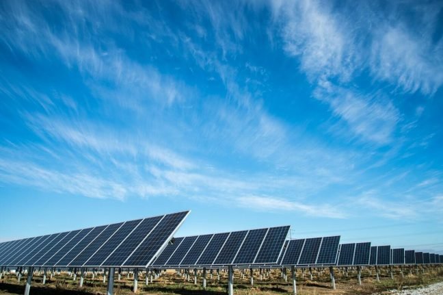 American Public Power Association unsplash - AL mais que triplicou produção de energia solar em 2020