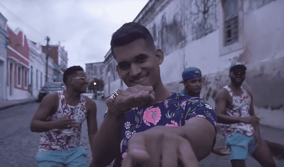 Hit Contagiante Agência Tatu - Hit do 'Passinho' é a música mais ouvida no YouTube em Alagoas