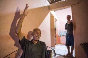 O cego que tudo vê 6 Pinheiro Maceió - O cego que tudo vê - Jonathan Lins (2)