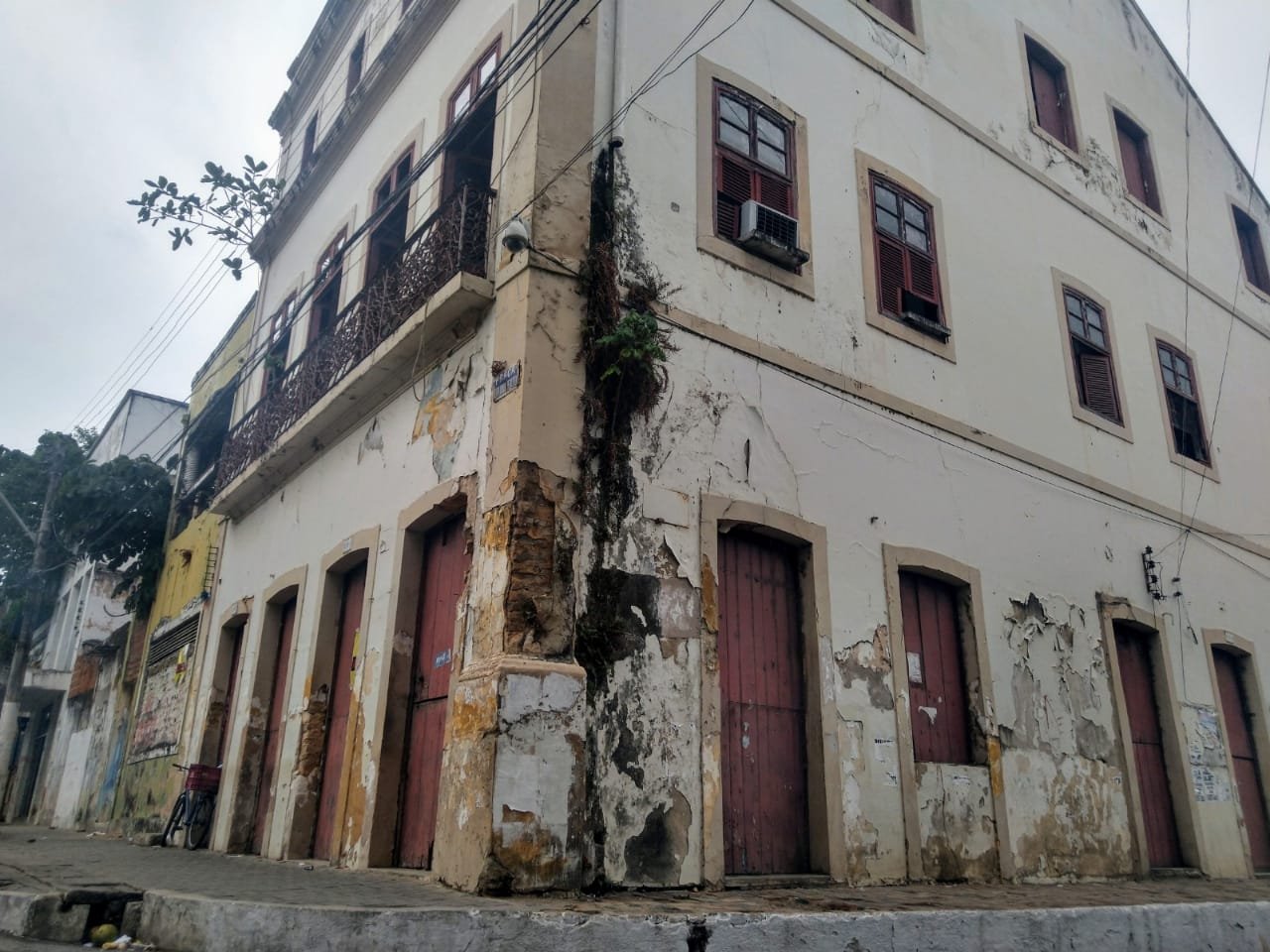 WhatsApp Image 2020 01 24 at 17.36.16 2 - Ruínas: os prédios que o poder público abandonou