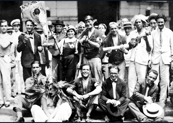 image 21 - O melhor carnaval de todos os tempos! Veja como foi o carnaval pós pandemia da Gripe Espanhola